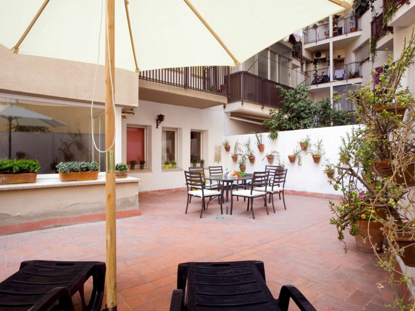 Apartment Spanish Siesta Barcelona